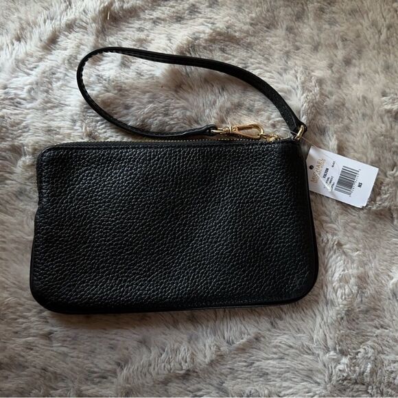 Michael Kors NEW Black Pebbled Leather Wristlet Gold hardware COA NWT - Picture 3 of 7